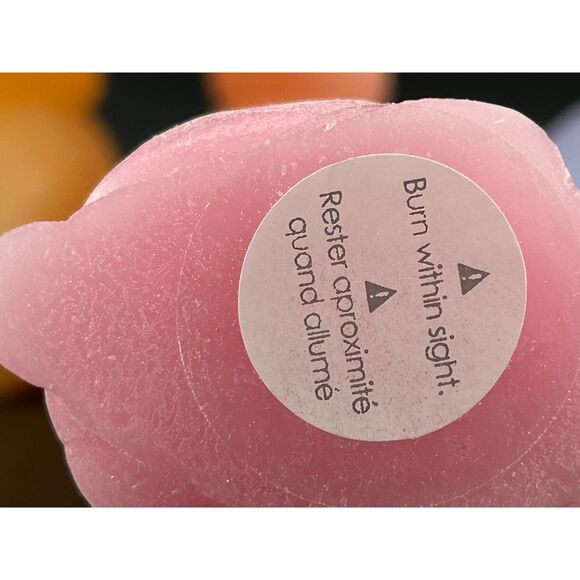 1) Meri Meri 6 Bunny Candles, Pastel 2.5"H x 1 5/8"L,  2.5 Burn Hours - Picture 5 of 9